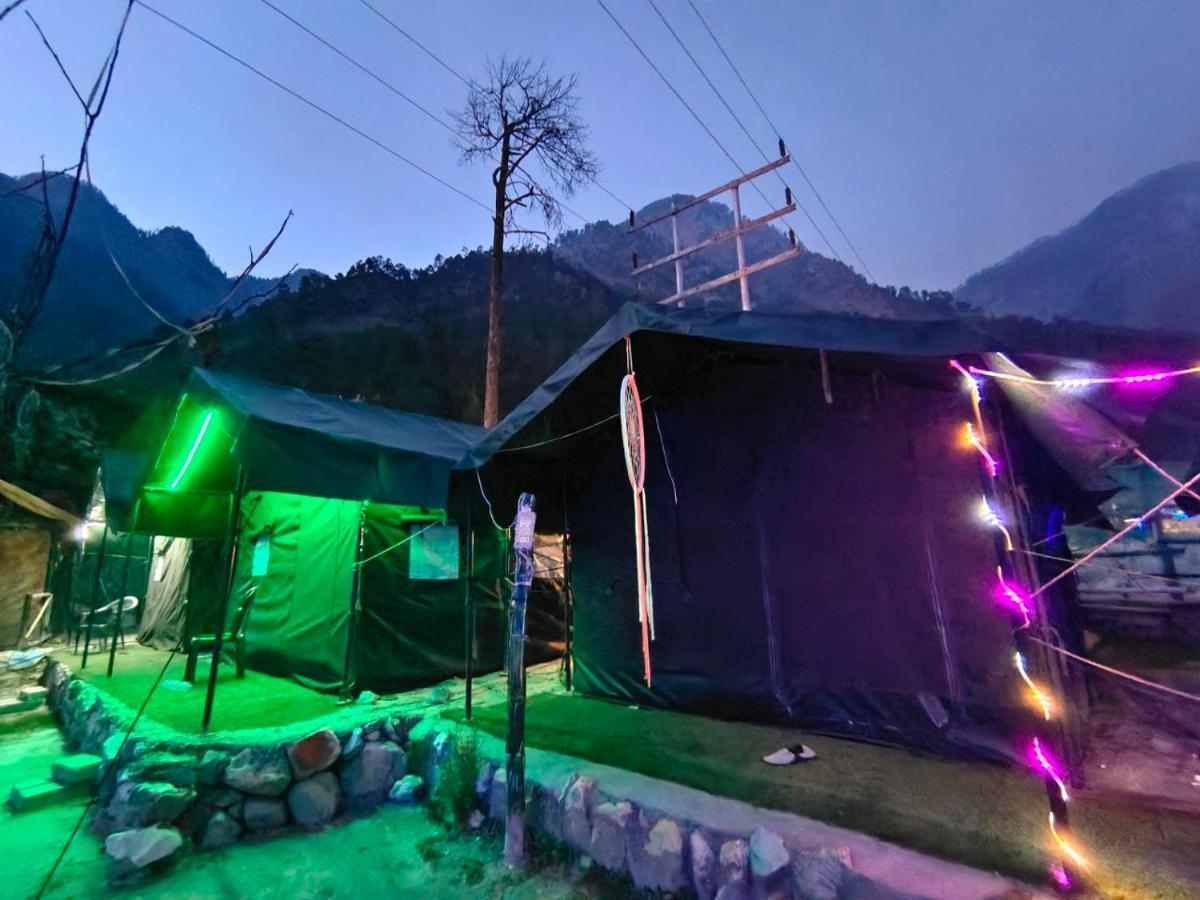 Stayhigh Camps & Cottages Kasol Eksteriør billede